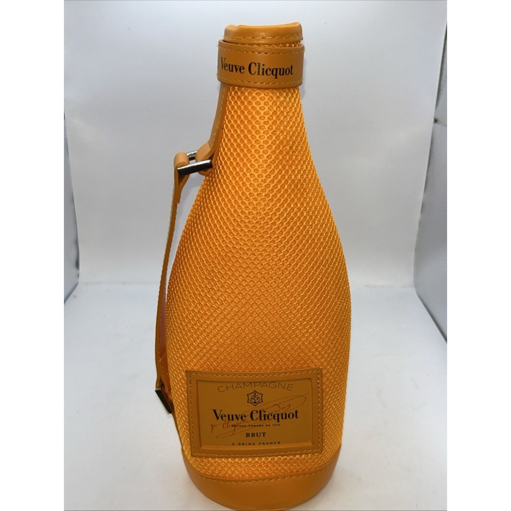 VEUVE CLICQUOT CHAMPAGNE Insulated Wine / Champagne Bottle Jacket NEOPRENE 750ML